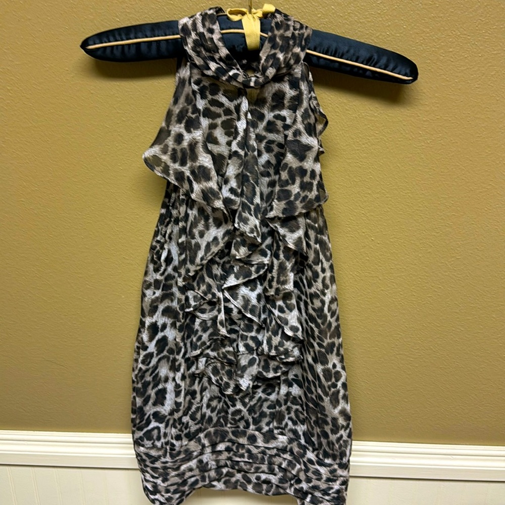 Cute twenty one leopard ruffled top Size Small